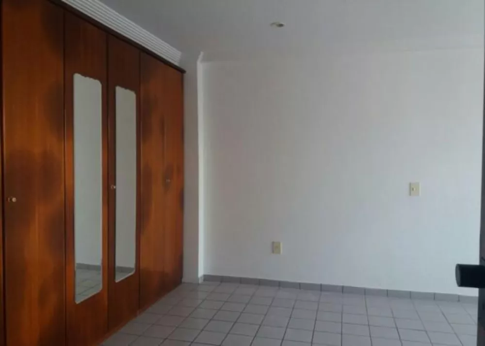 Apartamento à venda com 4 quartos, 185m² - Foto 4