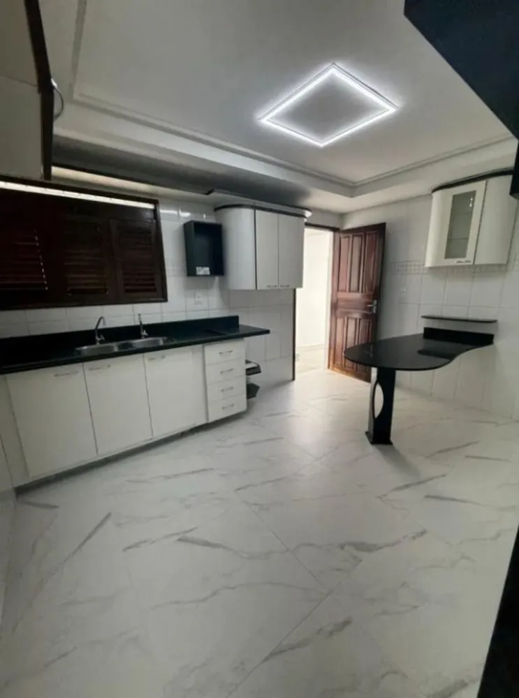 Casa, 3 quartos, 270 m² - Foto 6