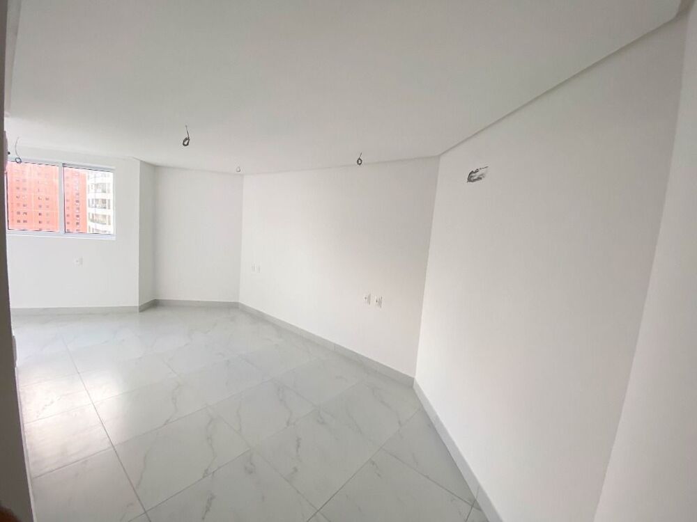 Apartamento à venda com 1 quarto, 49m² - Foto 3