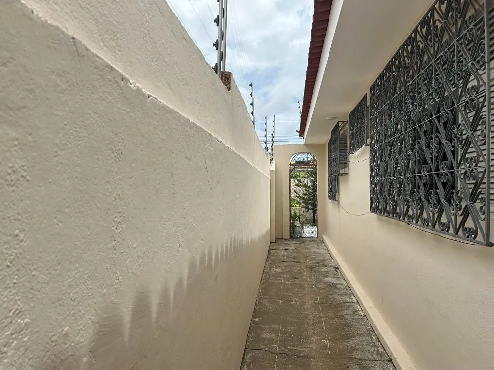 Casa, 4 quartos, 227 m² - Foto 3