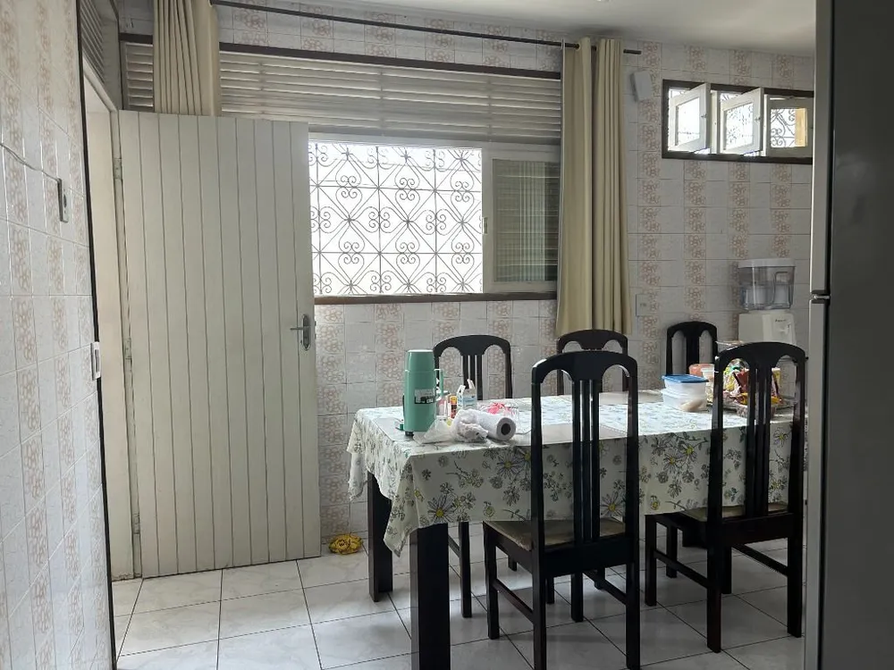 Casa, 4 quartos, 227 m² - Foto 9