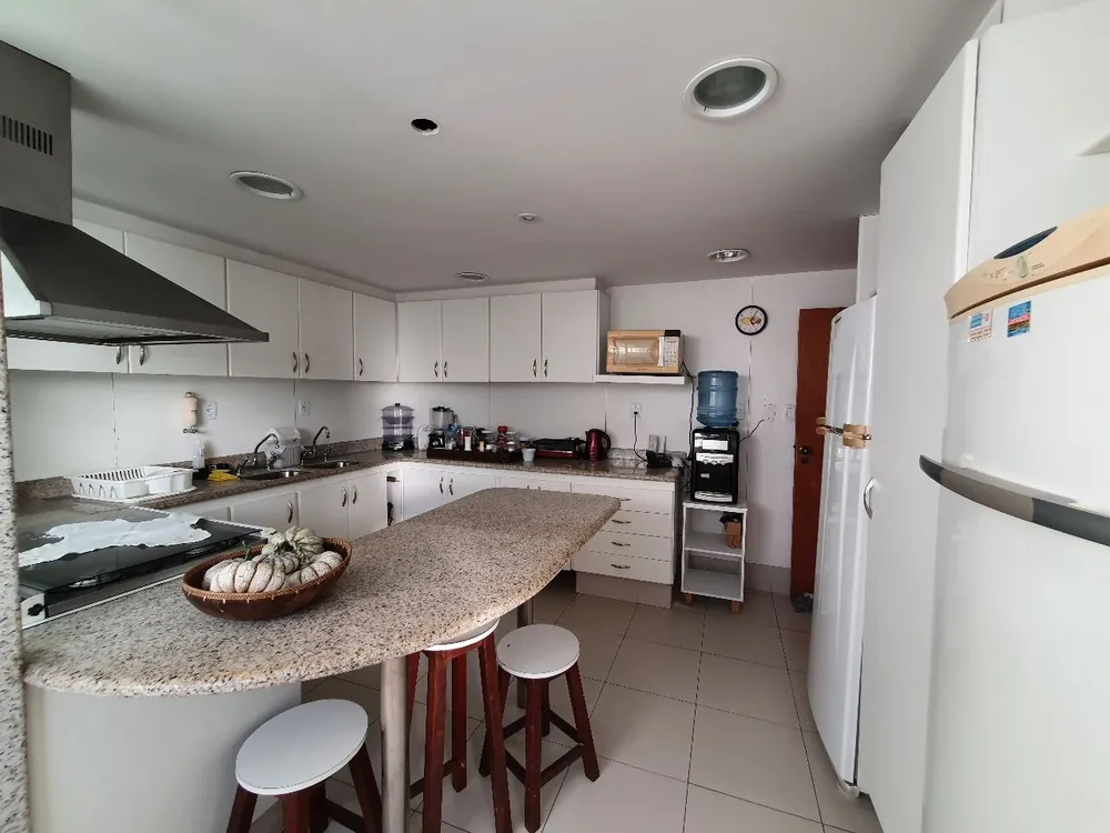 Cobertura, 3 quartos, 270 m² - Foto 9