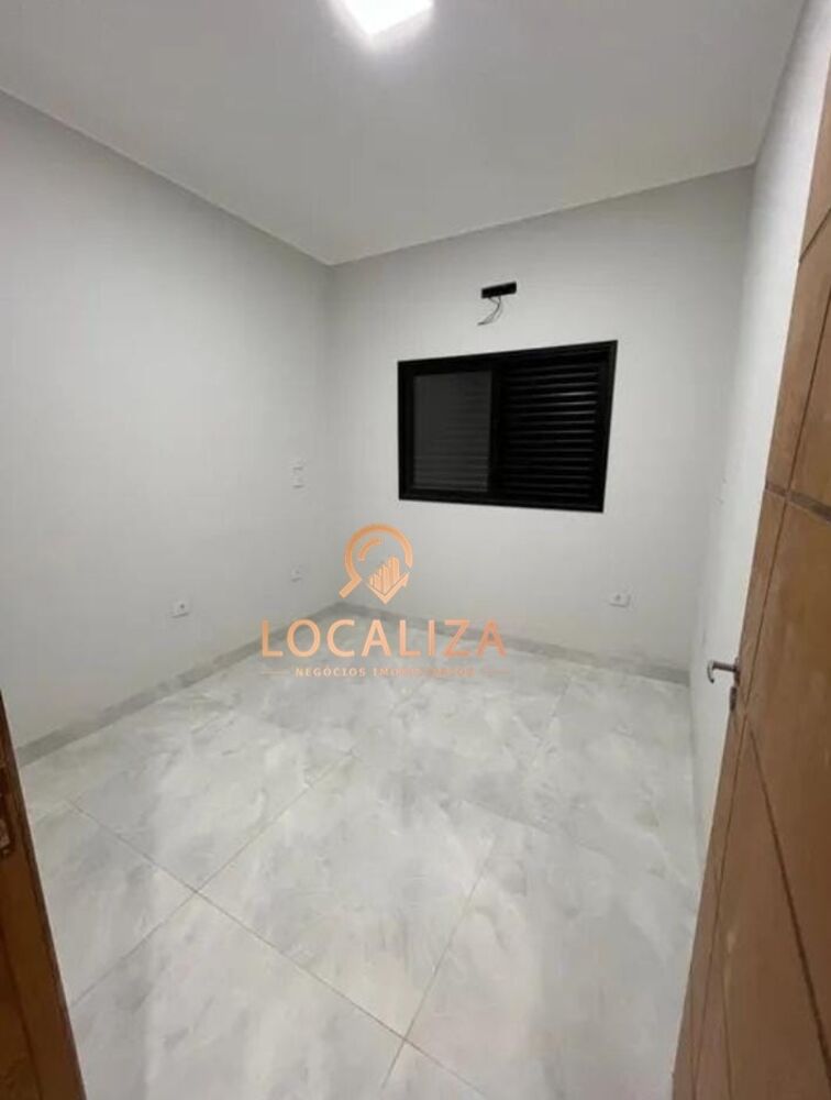 Casa à venda com 2 quartos, 98m² - Foto 3