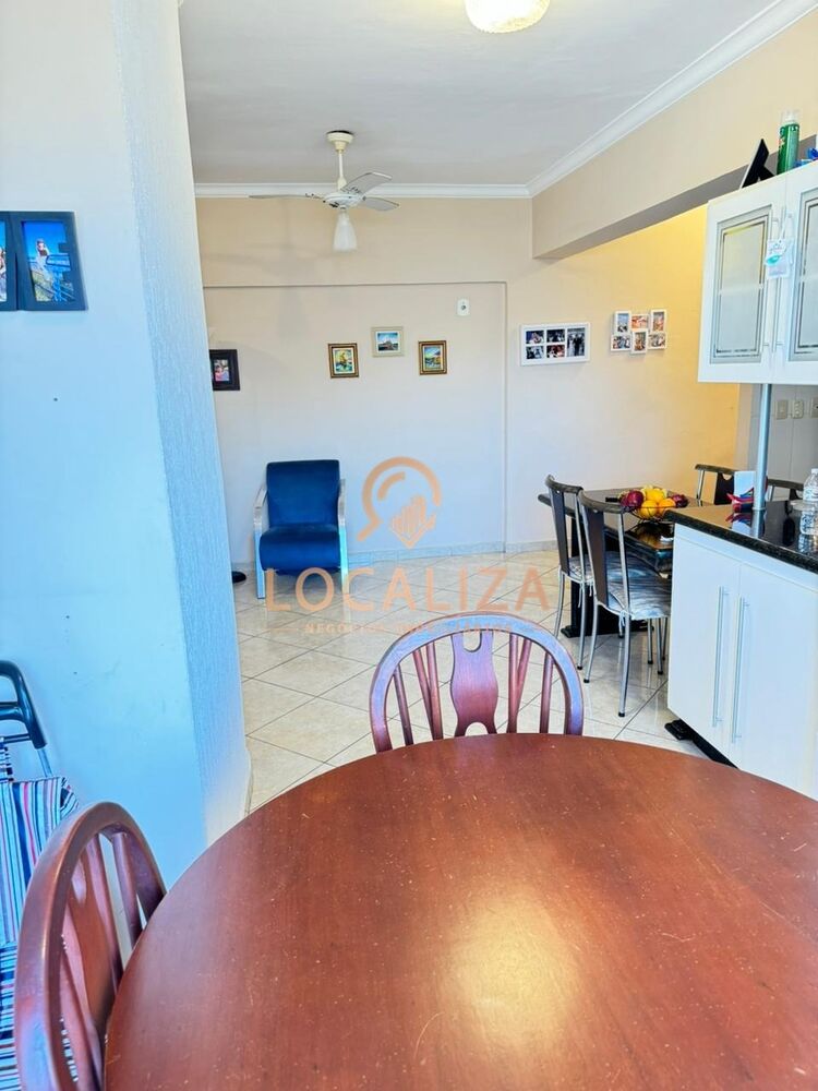 Apartamento à venda com 3 quartos, 100m² - Foto 2