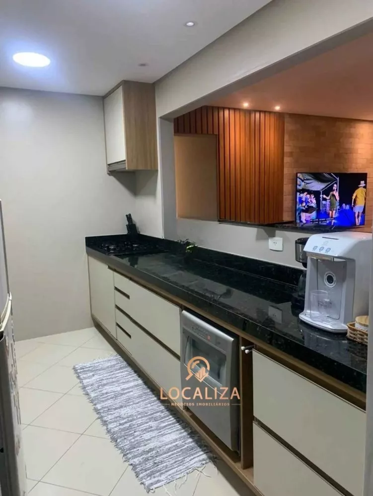 Apartamento à venda com 3 quartos, 93m² - Foto 3