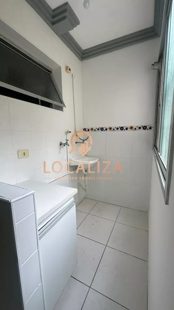 Apartamento à venda com 2 quartos, 48m² - Foto 4