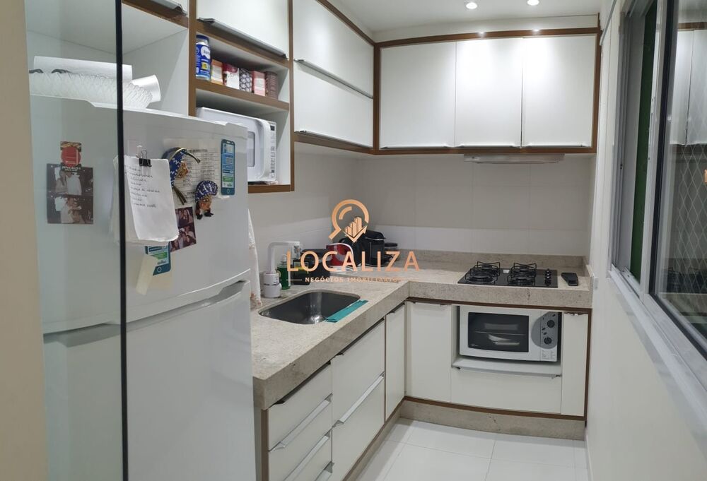 Apartamento à venda com 2 quartos, 67m² - Foto 1