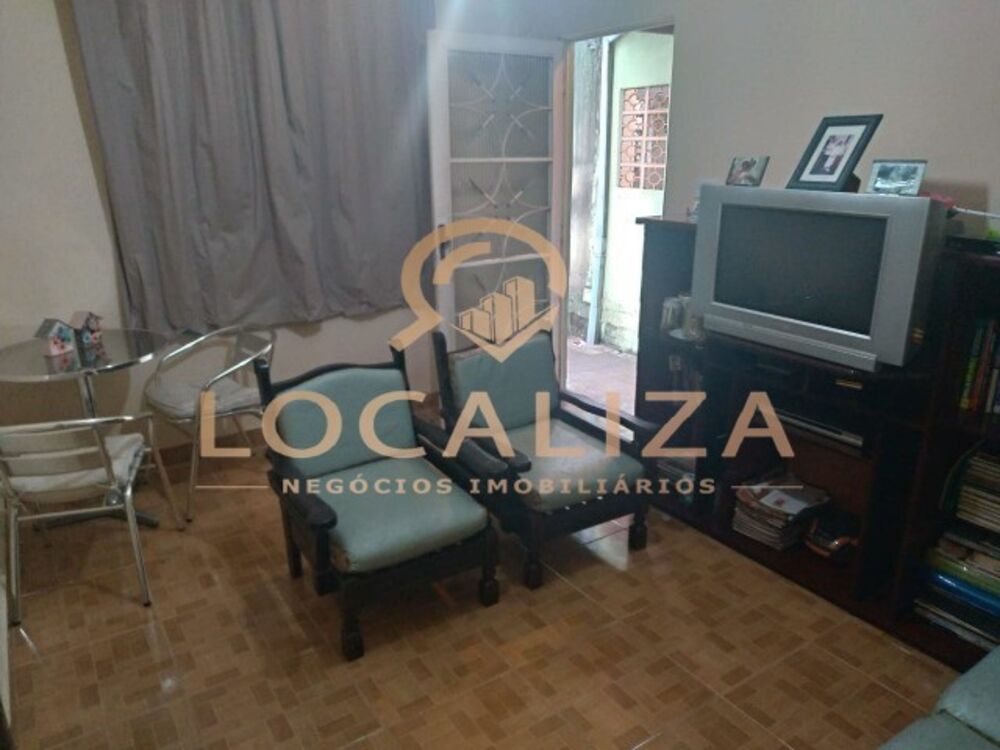 Casa, 3 quartos, 250 m² - Foto 2