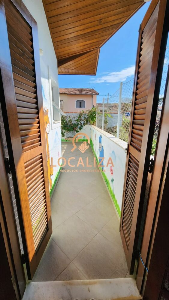 Casa, 3 quartos, 220 m² - Foto 13