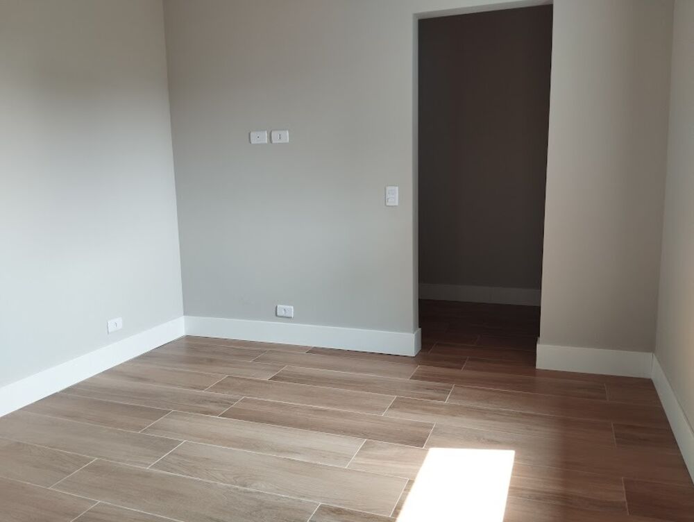 Casa à venda com 3 quartos - Foto 1