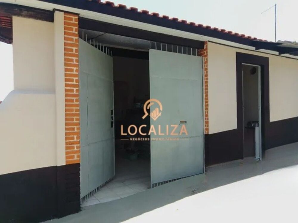 Casa, 2 quartos, 200 m² - Foto 1