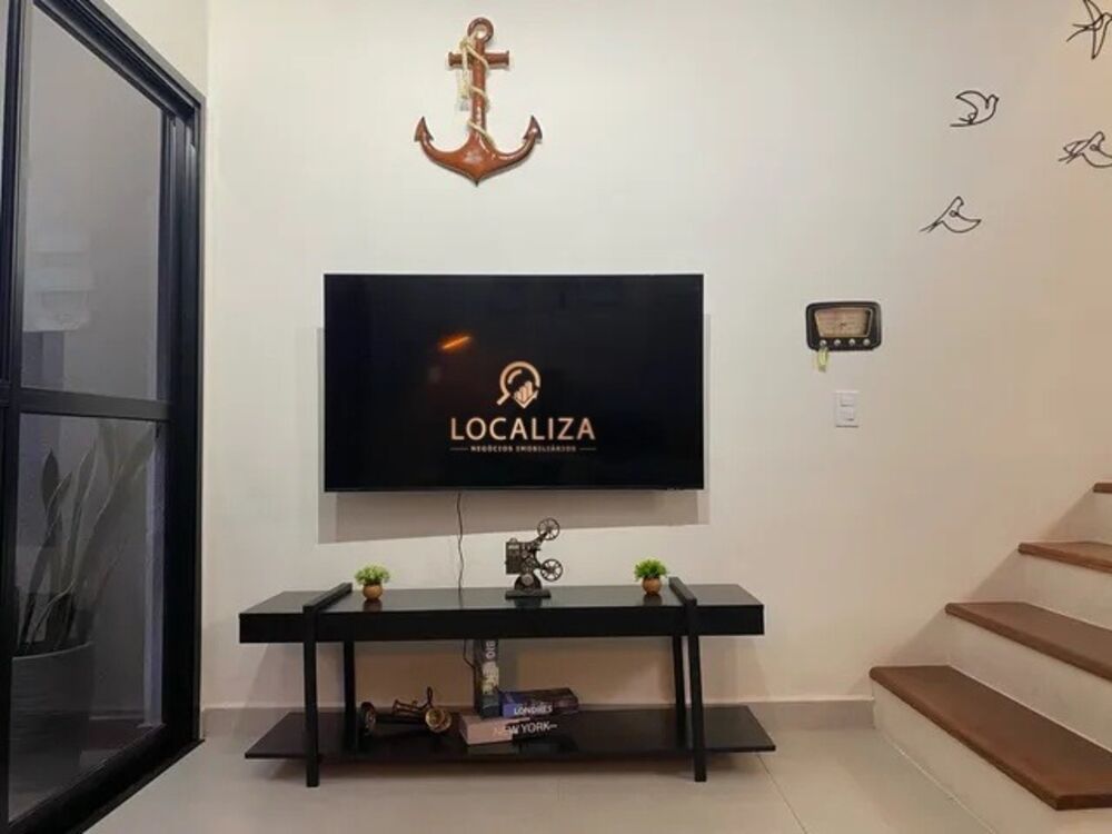 Casa à venda com 2 quartos, 100m² - Foto 2