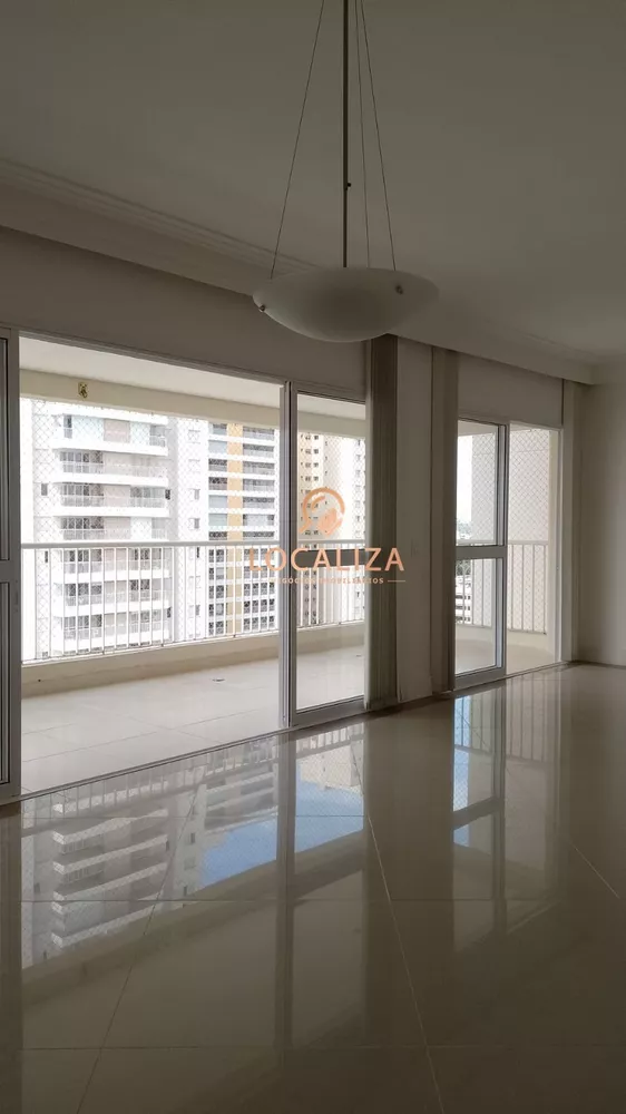 Apartamento à venda com 3 quartos, 143m² - Foto 1