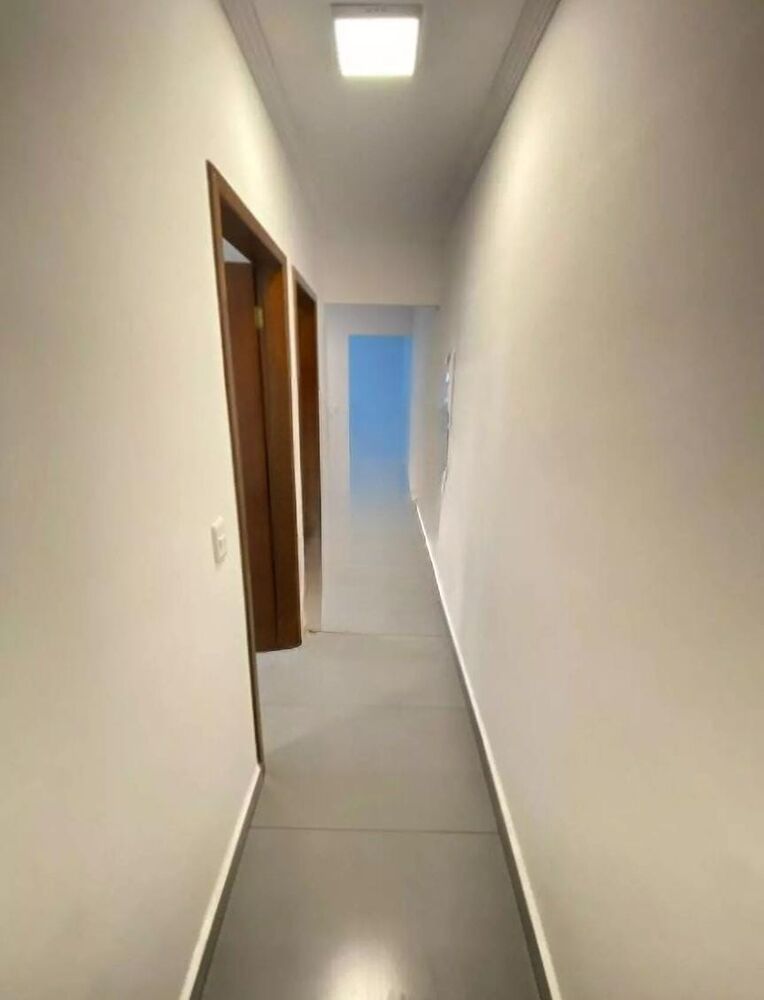 Casa à venda com 2 quartos, 160m² - Foto 3