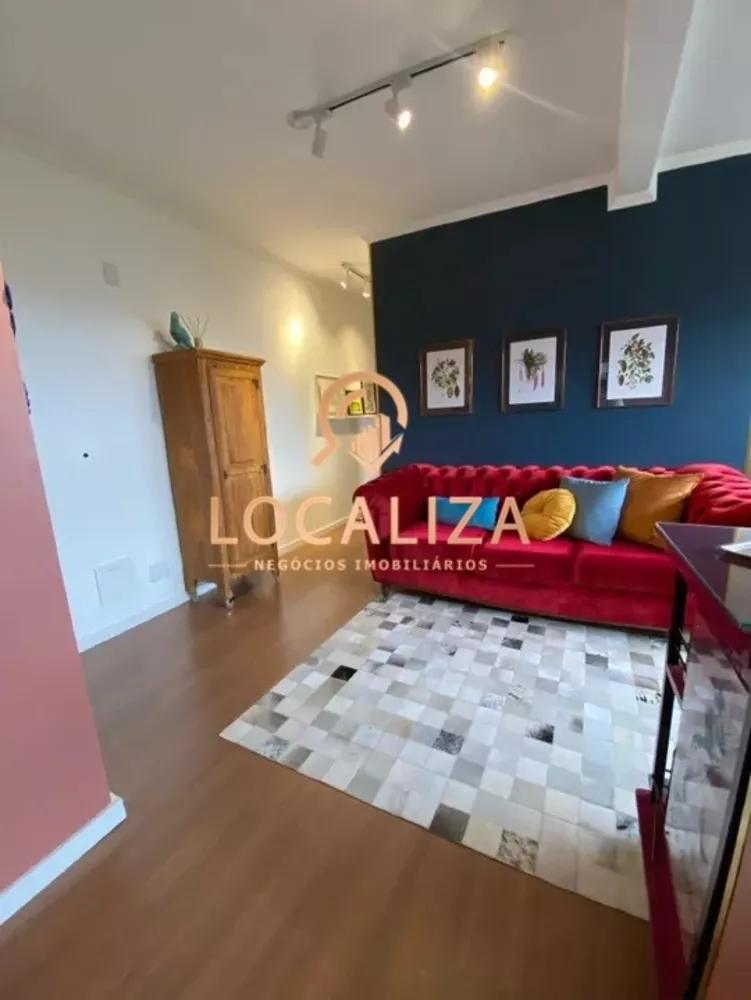 Apartamento à venda com 2 quartos, 65m² - Foto 1