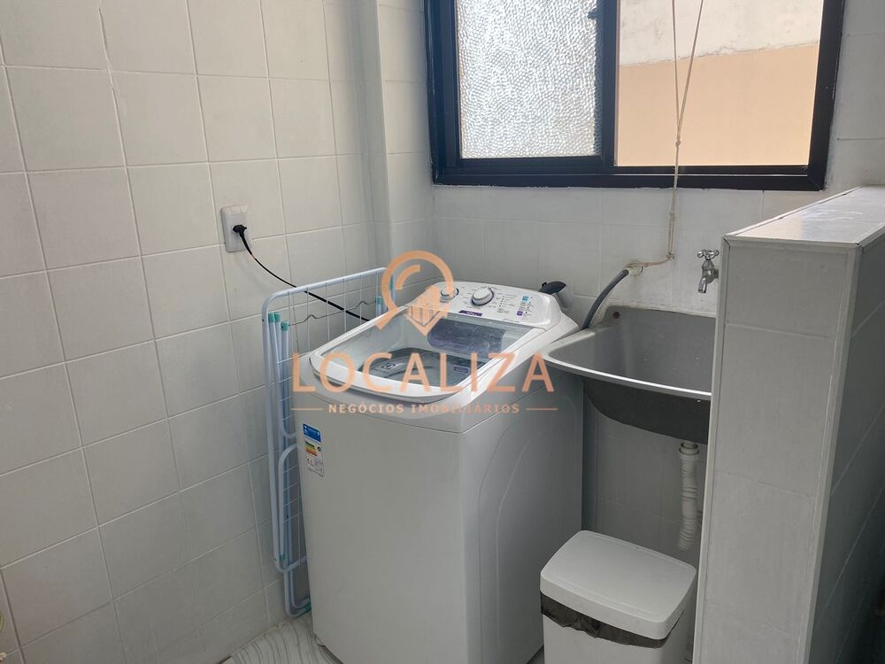 Apartamento à venda com 2 quartos, 65m² - Foto 3