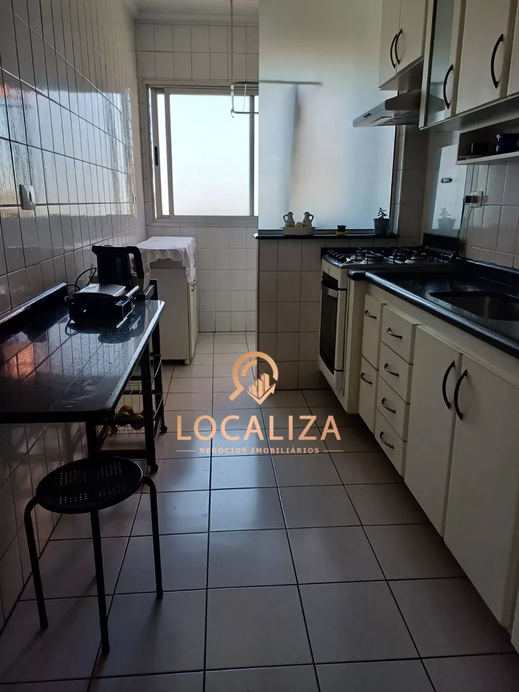 Apartamento à venda com 3 quartos, 65m² - Foto 3