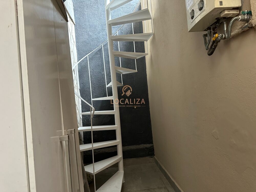 Casa, 4 quartos, 184 m² - Foto 1