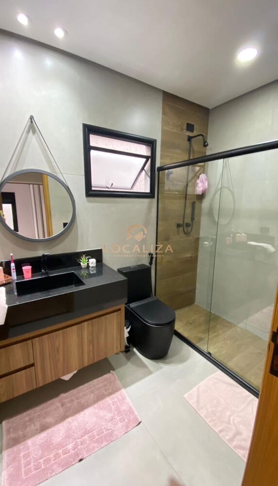 Casa à venda com 3 quartos, 210m² - Foto 3