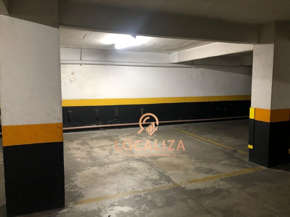 Apartamento à venda com 2 quartos, 74m² - Foto 4