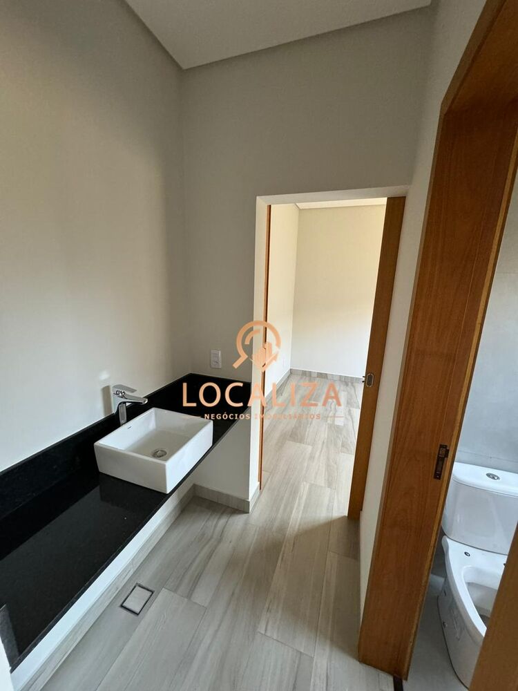 Casa à venda com 3 quartos, 190m² - Foto 4