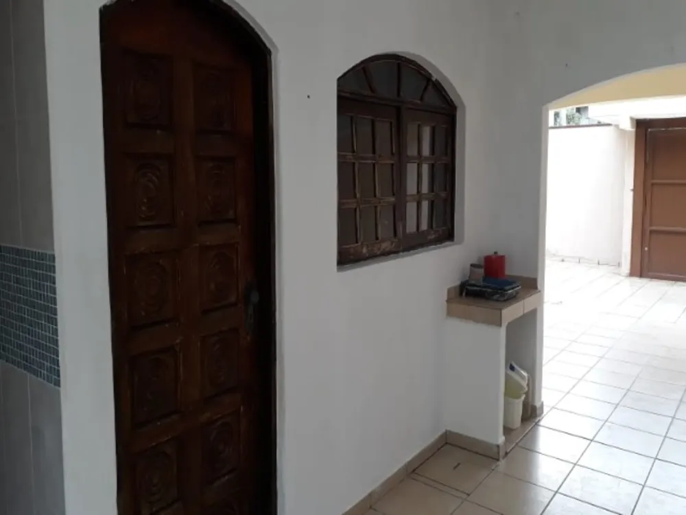 Casa, 2 quartos, 250 m² - Foto 2