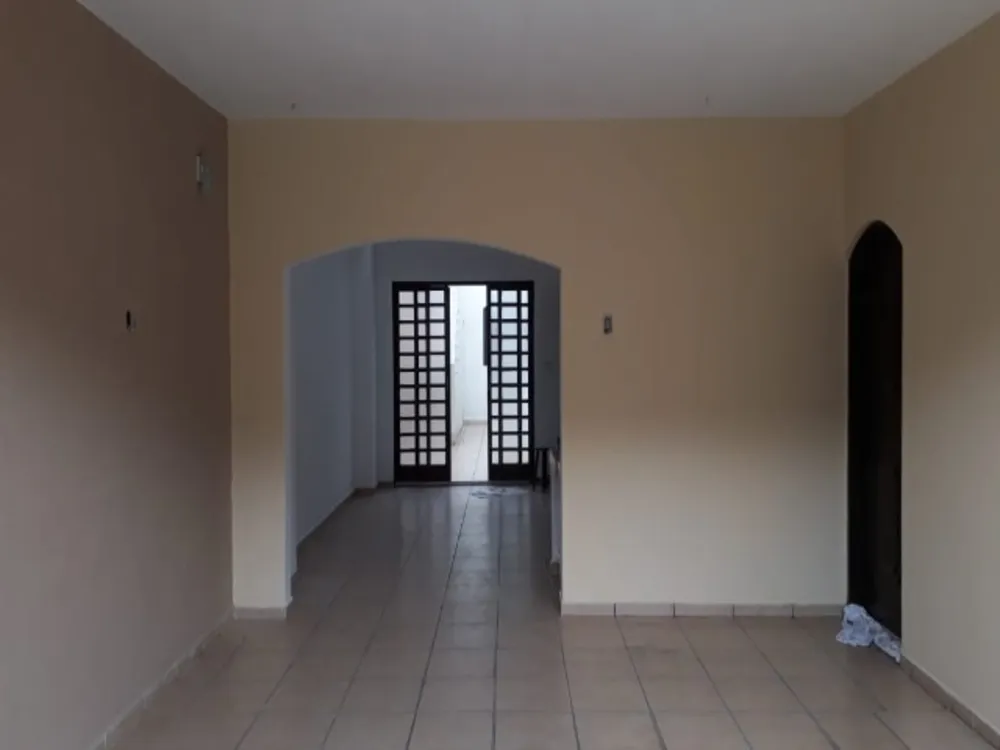 Casa, 2 quartos, 250 m² - Foto 1