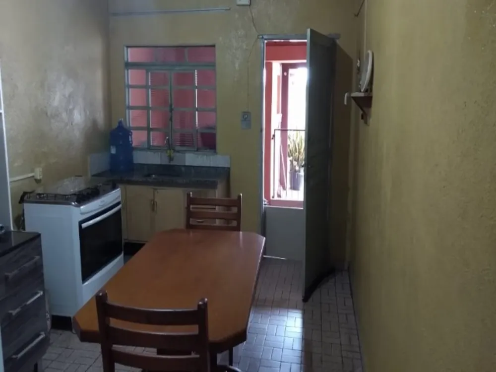 Casa, 2 quartos, 350 m² - Foto 1