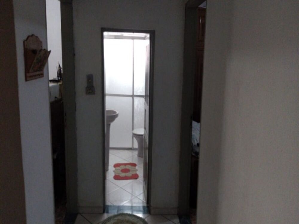 Casa à venda com 2 quartos, 350m² - Foto 4