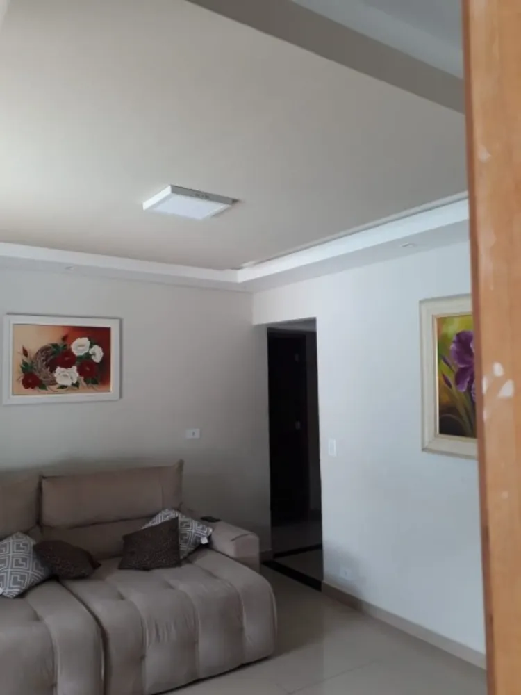 Casa, 4 quartos, 232 m² - Foto 1