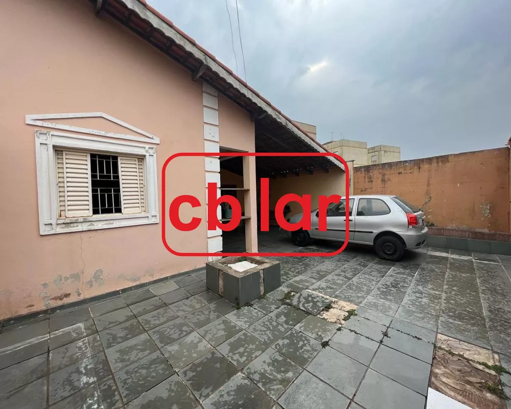 Casa à venda com 2 quartos, 202m² - Foto 2