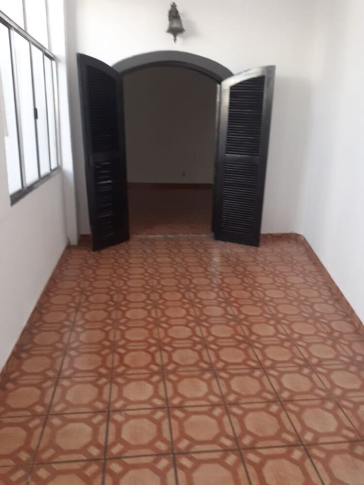 Sobrado à venda com 3 quartos, 300m² - Foto 8