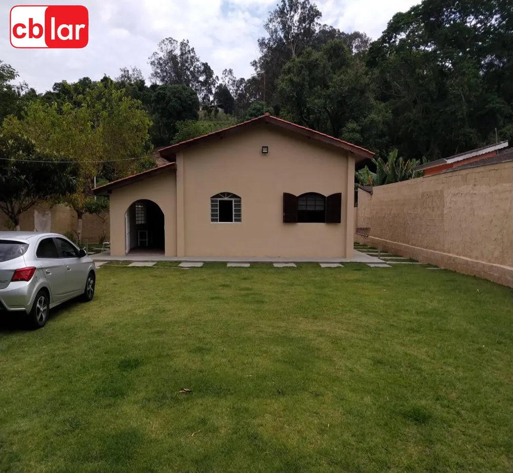 Chácara, 3 quartos, 1541 m² - Foto 1