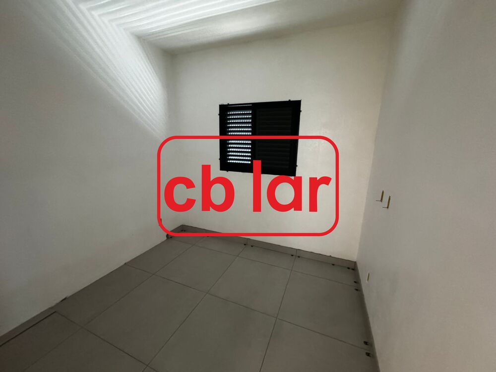 Casa à venda com 2 quartos, 175m² - Foto 4