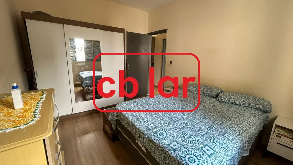 Casa à venda com 2 quartos, 250m² - Foto 4