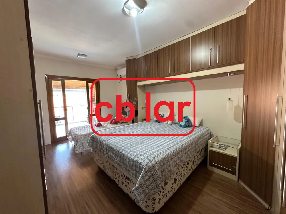 Casa, 3 quartos, 235 m² - Foto 3