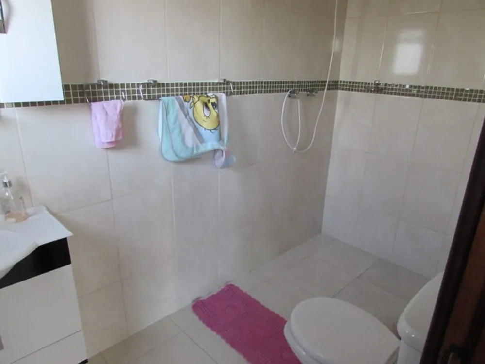 Chácara, 3 quartos, 4250 m² - Foto 18