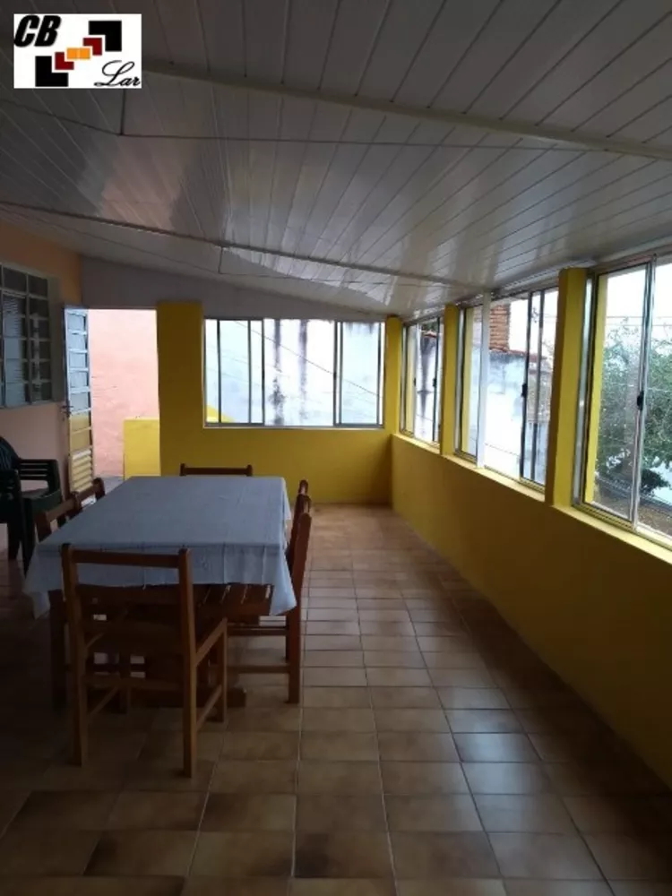 Casa à venda com 2 quartos, 350m² - Foto 1