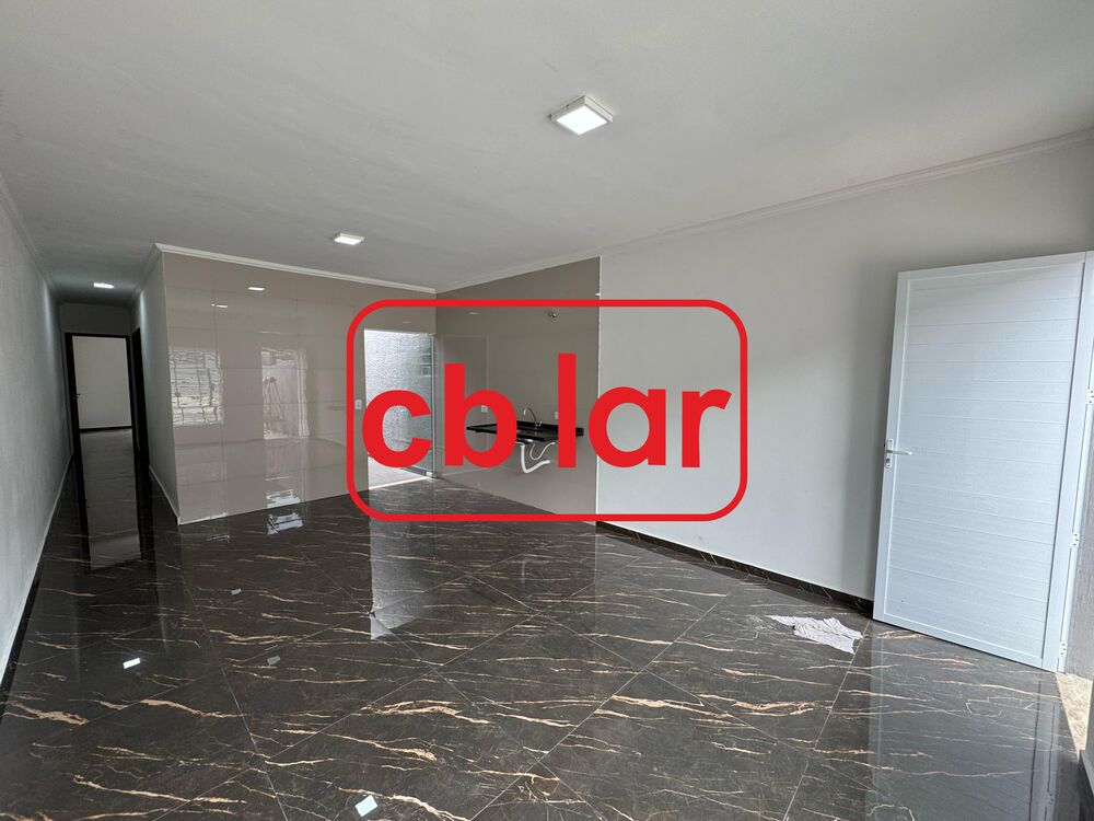 Casa à venda com 2 quartos, 103m² - Foto 1