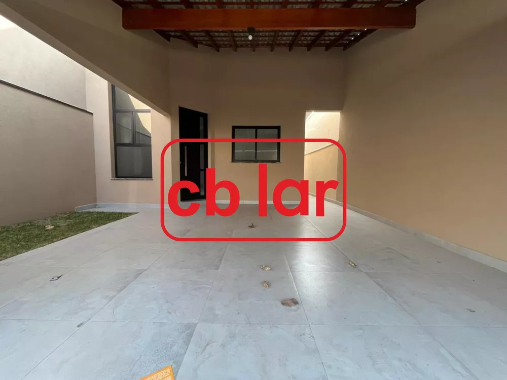 Casa à venda com 3 quartos, 175m² - Foto 1