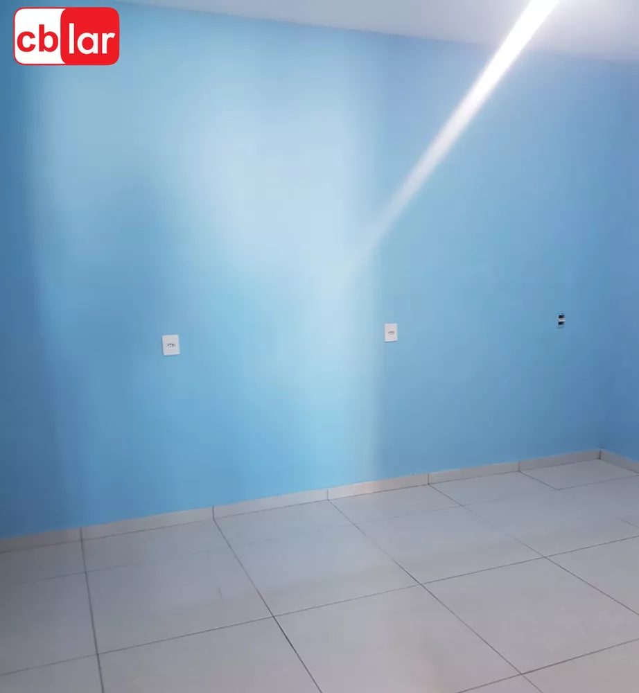 Casa à venda com 3 quartos, 250m² - Foto 2