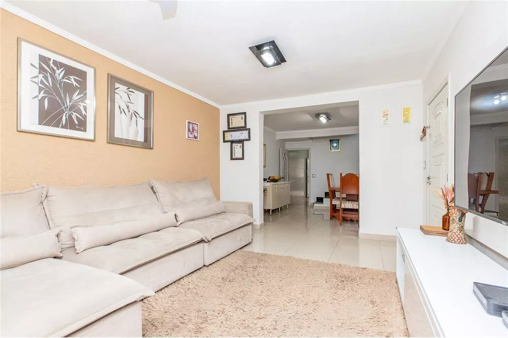 Casa de Condomínio à venda com 3 quartos, 260m² - Foto 1