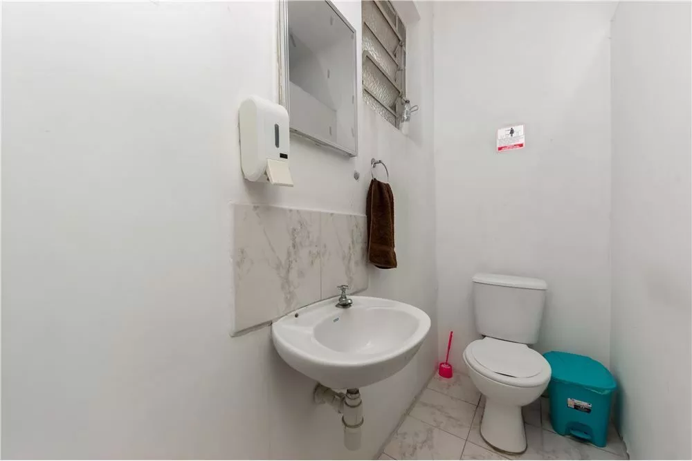 Casa de Condomínio à venda com 4 quartos, 317m² - Foto 4