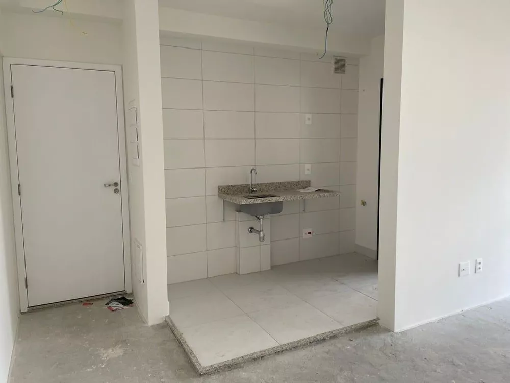 Apartamento à venda com 2 quartos, 69m² - Foto 3