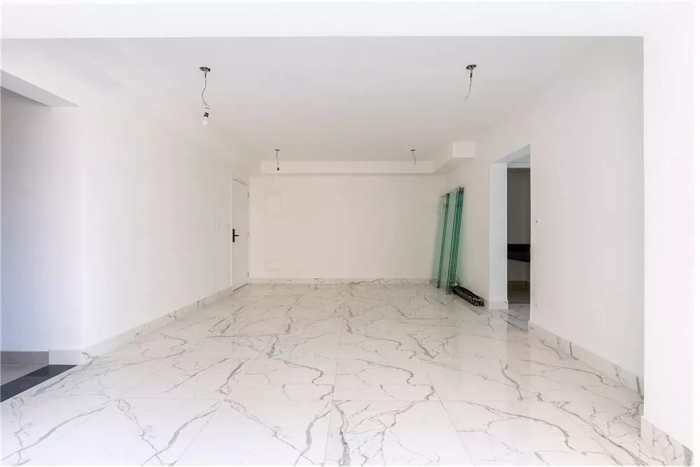 Apartamento à venda com 1 quarto, 79m² - Foto 23