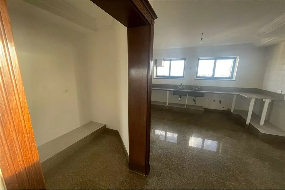 Apartamento à venda com 4 quartos, 489m² - Foto 6