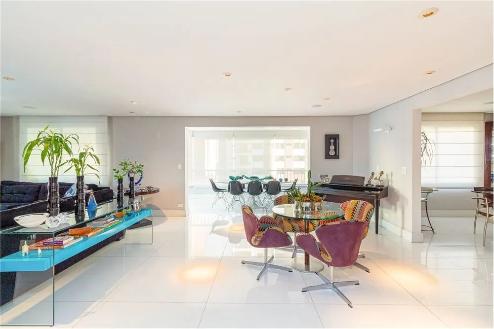 Apartamento, 4 quartos, 320 m² - Foto 1