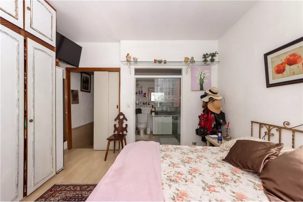 Casa de Condomínio à venda com 4 quartos, 166m² - Foto 4