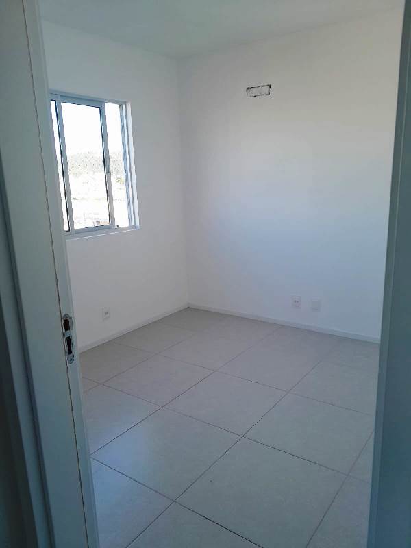 Apartamento à venda com 2 quartos, 60m² - Foto 11