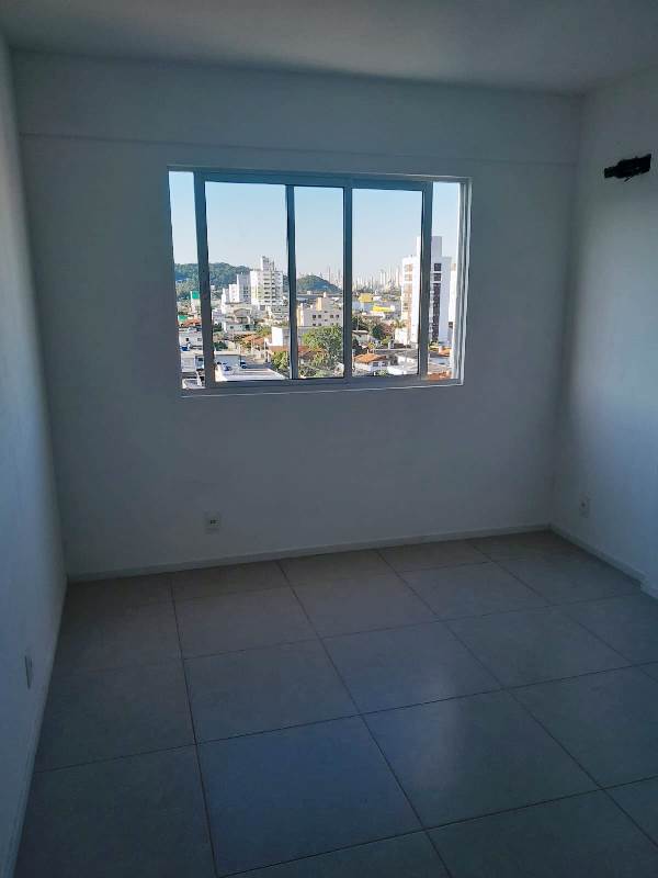 Apartamento à venda com 2 quartos, 60m² - Foto 14